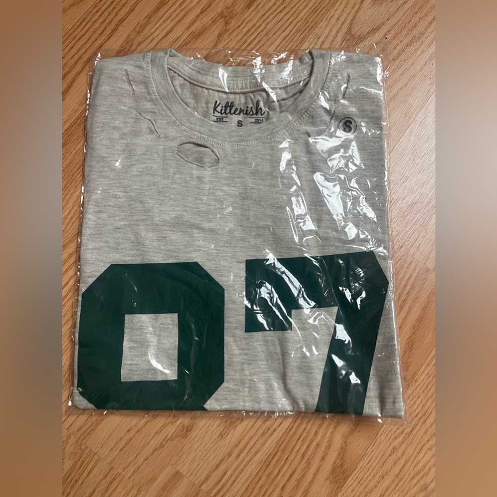 Kittenish 87 Tee